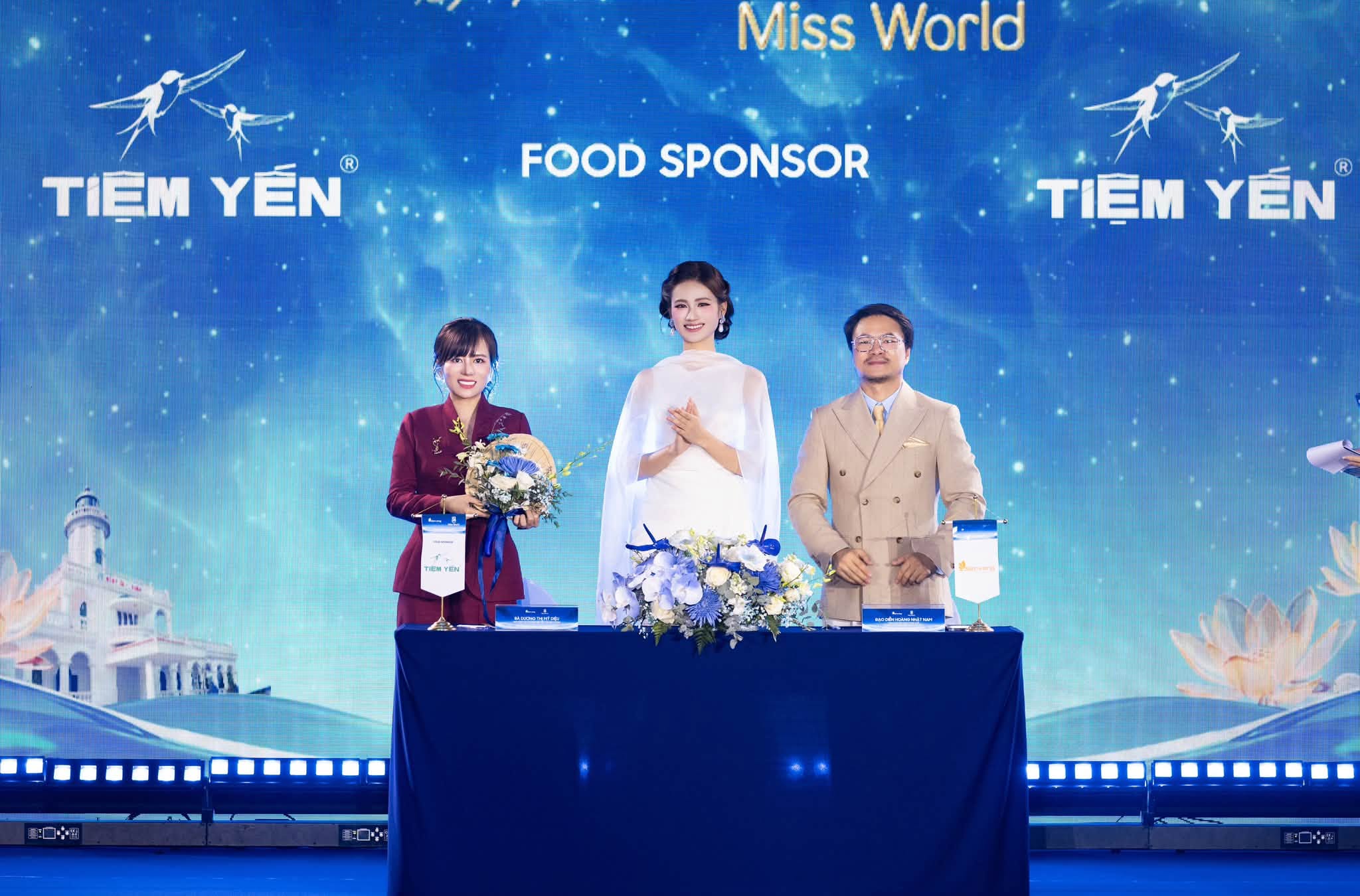 Tiệm Yến